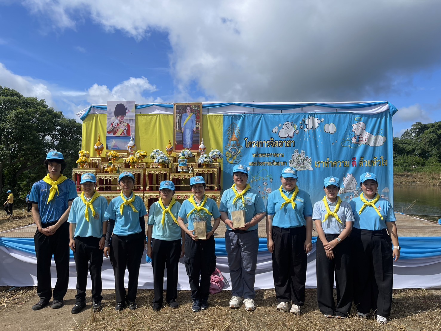 พช.ลำปาง ร่วมกิจกรรมจิตอาสา เนื่องในวันเฉลิมพระชนมพรรษา สมเด็จพระนางเจ้าสิริกิติ์ พระบรมราชินีนาถ พระบรมราชชนนีพันปีหลวง และวันแม่แห่งชาติ