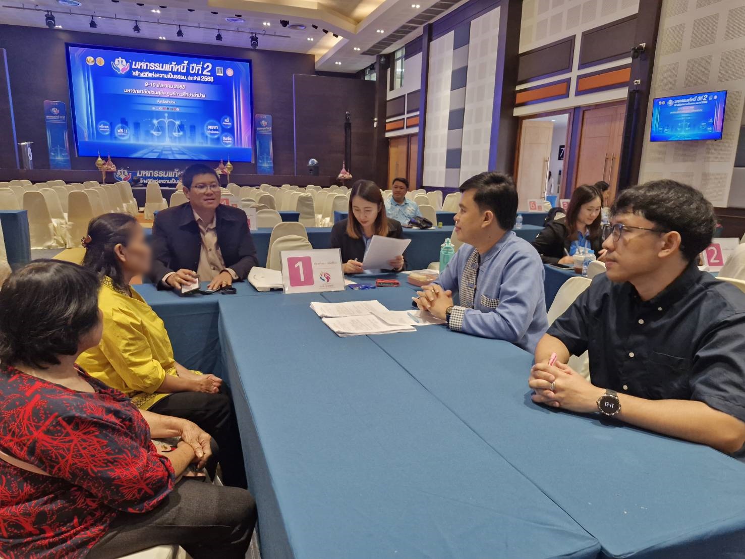 พช.ลำปาง นำลูกหนี้กองทุนพัฒนาบทบาทสตรี เข้าร่วมโครงการไกล่เกลี่ยก่อนฟ้องในงาน “มหกรรมแก้หนี้ปีที่ 2 สร้างวิถีแห่งความเป็นธรรม ประจำปี 2568” มูลค่าเงินไกล่เกลี่ยทั้งสิ้น 3,084,610 บาท