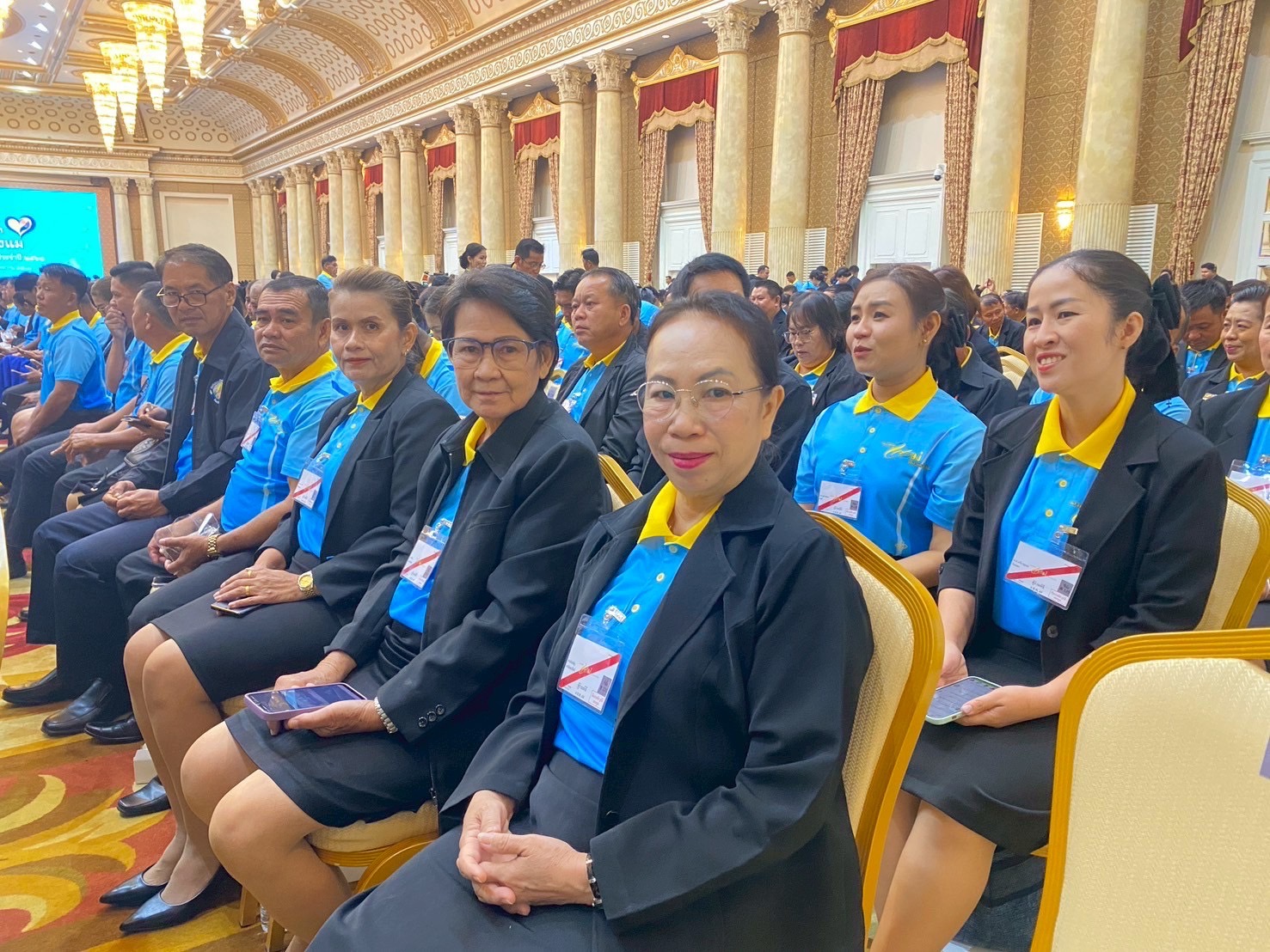 จังหวัดลำปาง : ผู้ว่าราชการจังหวัดลำปาง เฝ้ารับเสด็จสมเด็จพระนางเจ้าฯ พระบรมราชินี ในโอกาสเสด็จฯ แทนพระองค์ พระราชทานเงินขวัญถุงกองทุนแม่ของแผ่นดิน ประจำปี 2568