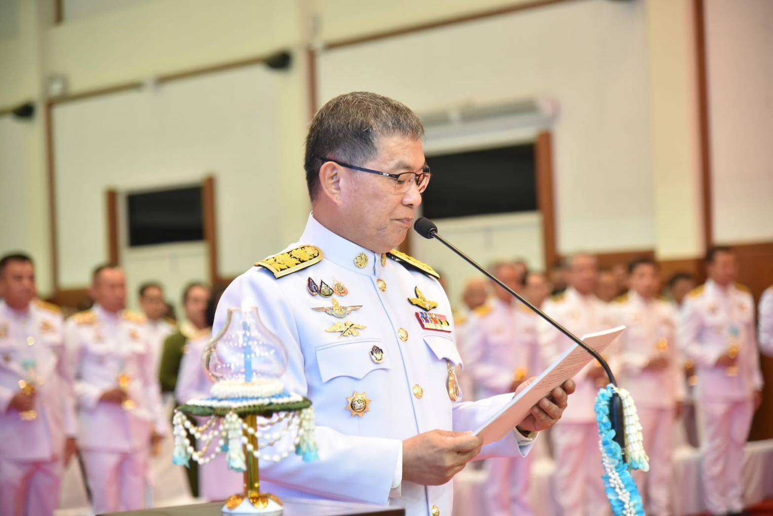 พช.ลำปาง ร่วมพิธีถวายเครื่องราชสักการะ วางพานพุ่ม และจุดเทียนถวายพระพรชัยมงคล เนื่องในโอกาสวันเฉลิมพระชนมพรรษา สมเด็จพระนางเจ้าสิริกิติ์ พระบรมราชินีนาถ พระบรมราชชนนีพันปีหลวง