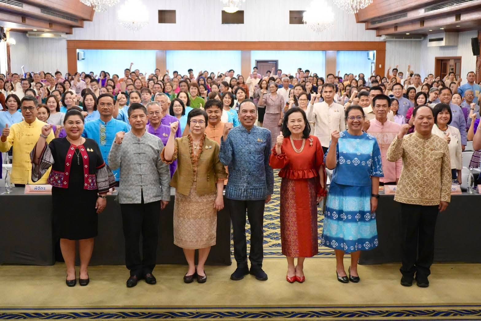 พช.ลำปาง เข้าร่วมประชุมตรวจติดตามผลการดำเนินงานของหน่วยรับตรวจรายไตรมาส 17 จังหวัดภาคเหนือ