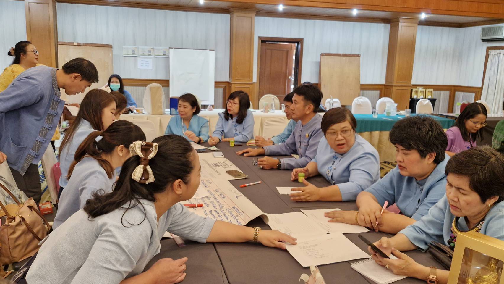 พช.ลำปาง เข้าร่วมประชุมตรวจติดตามผลการดำเนินงานของหน่วยรับตรวจรายไตรมาส 17 จังหวัดภาคเหนือ เป็นวันที่สอง